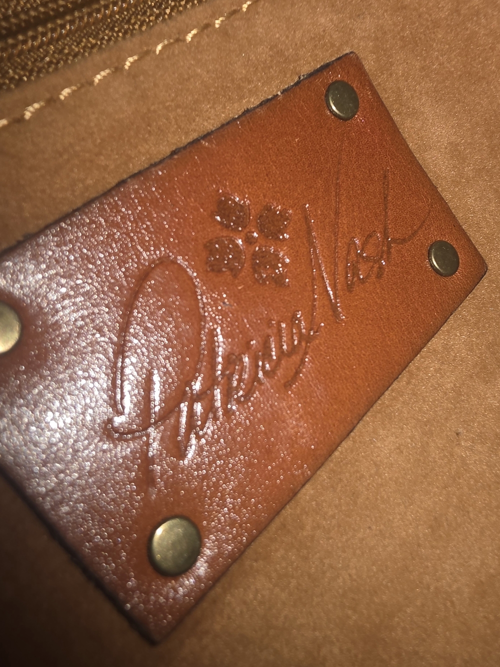 PATRICIA NASH WRISTLET - Brown